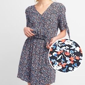 Gap Tie Sleeves Floral wrap dress-size XS (BNWT)